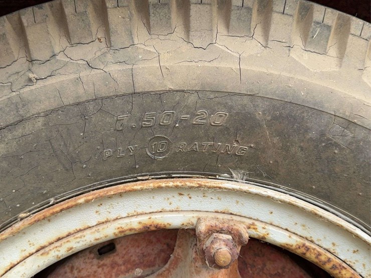 federal-grain-truck-image-33