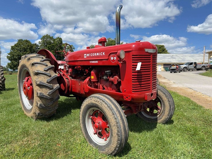 farmall-w-9-image-1