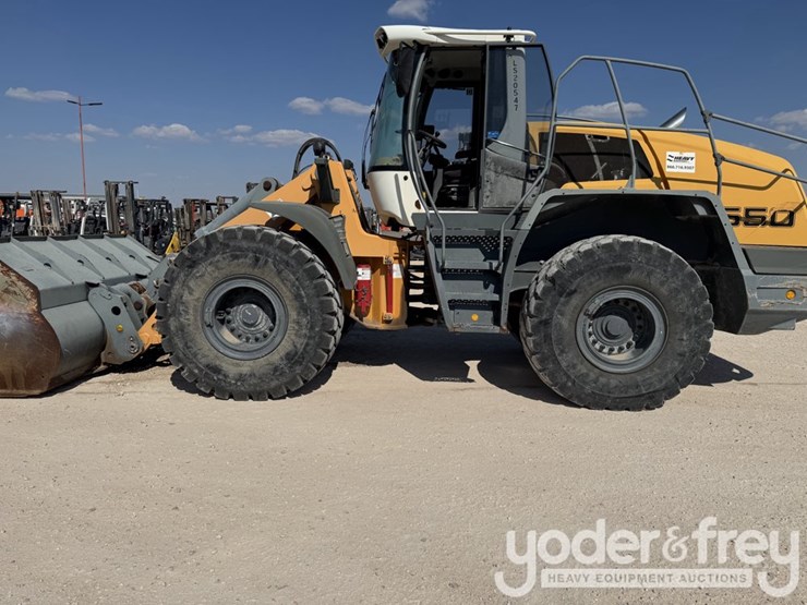 2014-liebherr-l550ind-image-6