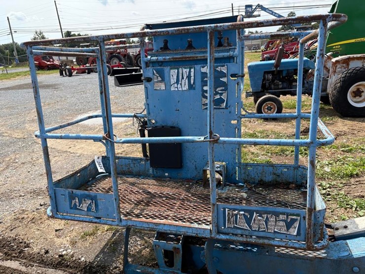 genie-2000-245/25-boom-lift-image-13
