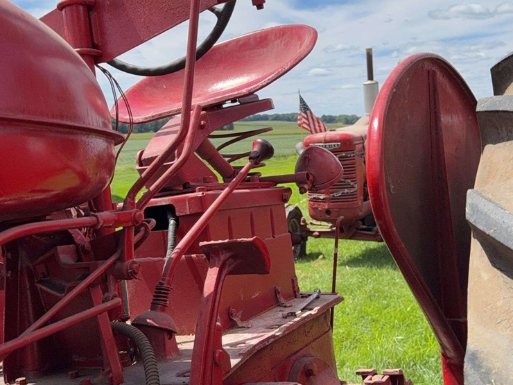 farmall-super-md-image-38