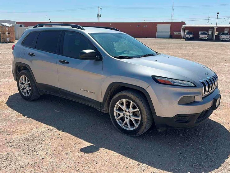 2017-jeep-cherokee-image-3