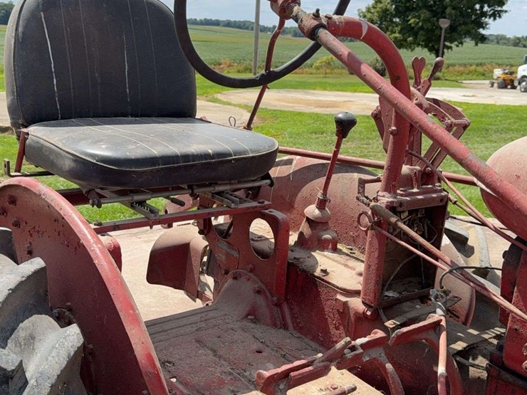 farmall-super-a-image-32