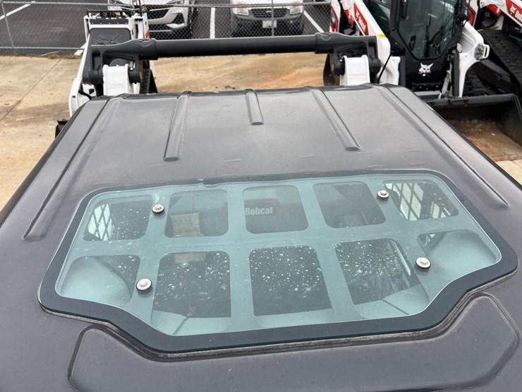2022-bobcat-s64-image-37