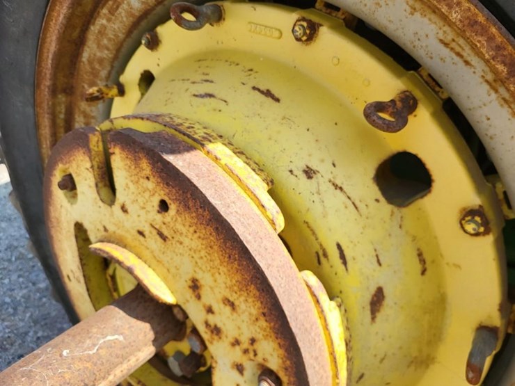 john-deere-4650-image-41