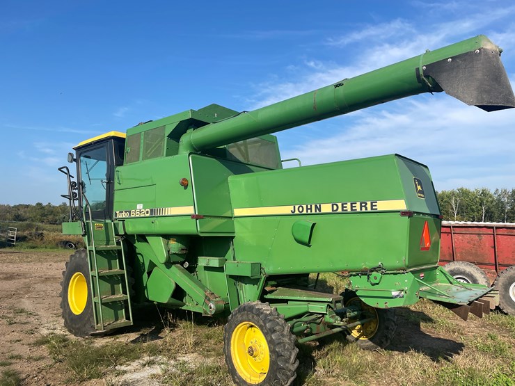 1979-john-deere-6620-image-4