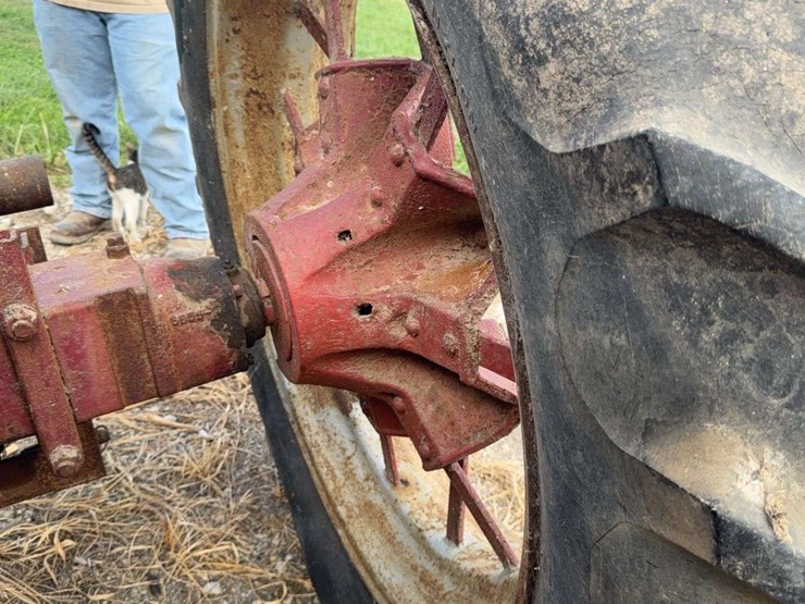 farmall-h-image-13