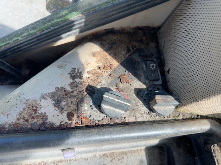 1999-deere-850c-lgp-image-42