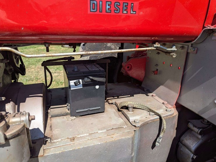massey-ferguson-98-image-13