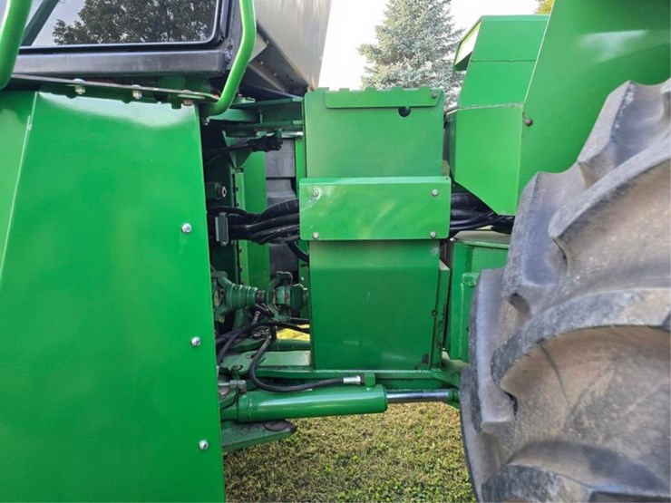 john-deere-8970-image-25