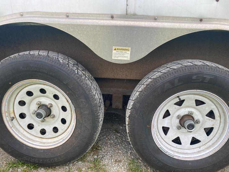 #3014-•-2011-middlebury-trailers-20'-tandem-axle-enclosed-trailer-(helenville,-wi)-(has-wi-title)-image-7
