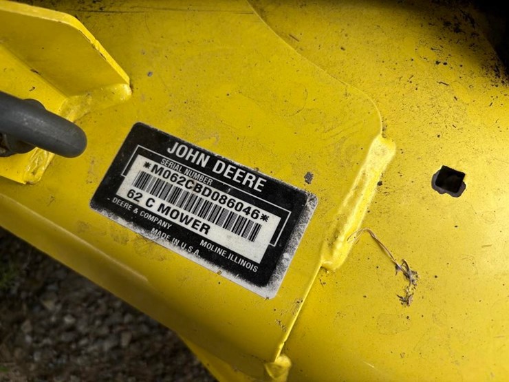 john-deere-2305-image-21