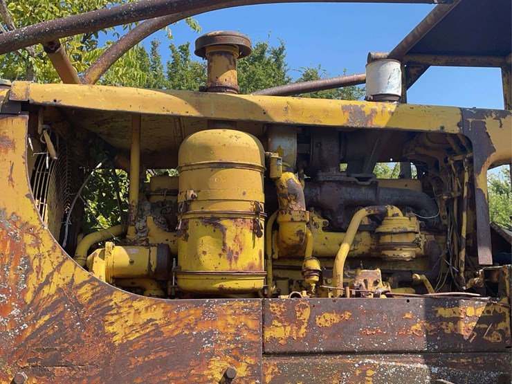 caterpillar-d8-image-11