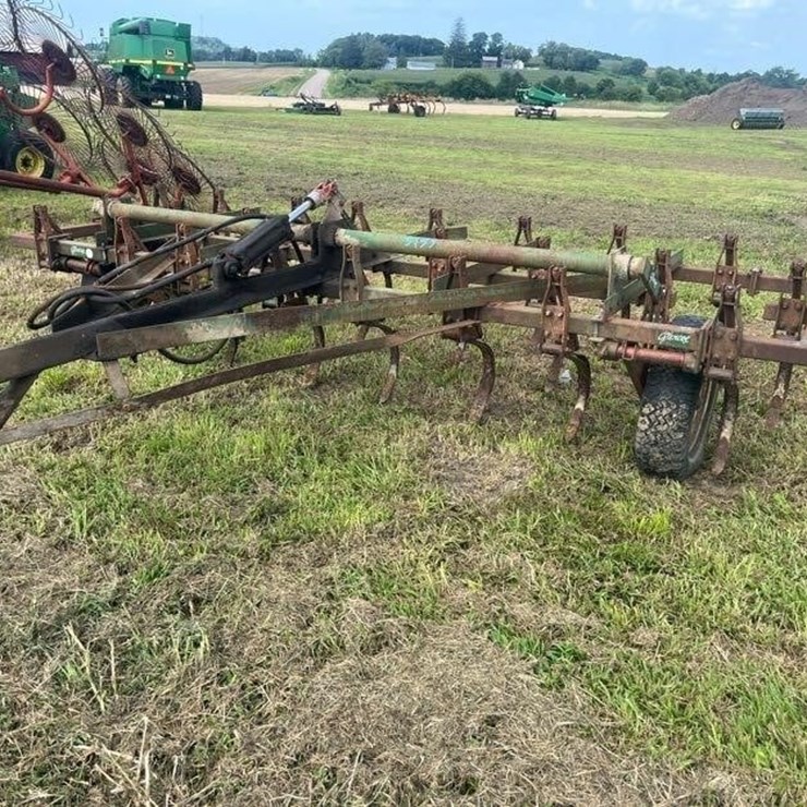 Glencoe Field Cultivator