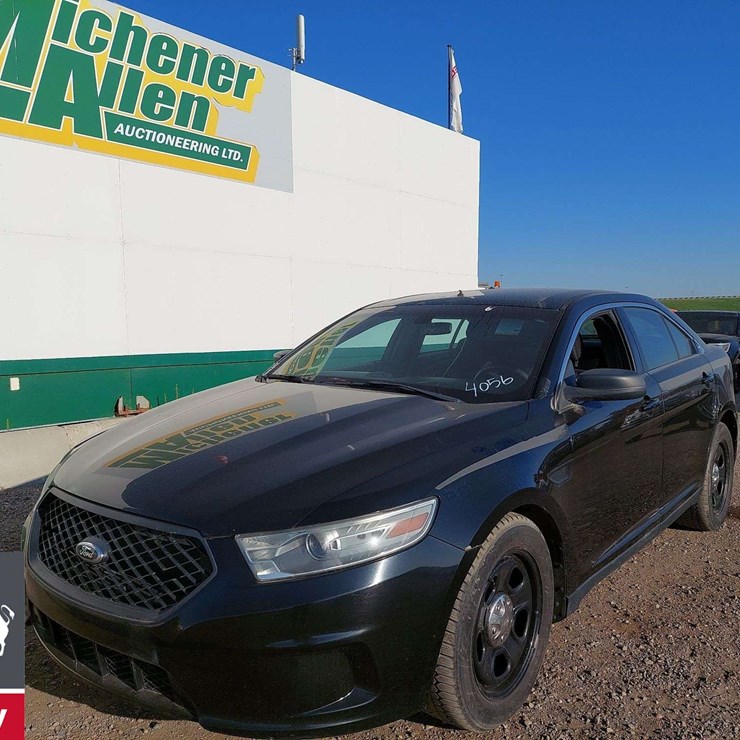 2014 Ford Taurus AWD 4dr Sedan
