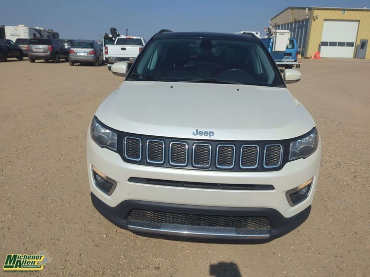 2019-jeep-compass-image-19