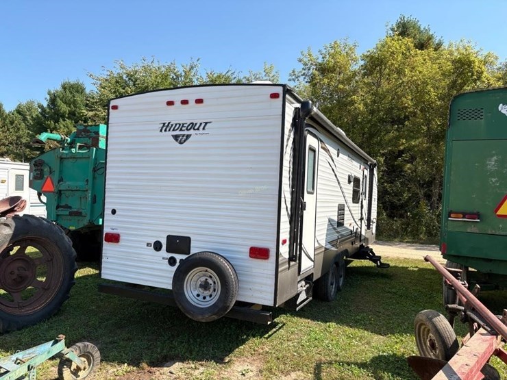 2013-keystone-hideout-28-bhs-camper---no-title-image-15