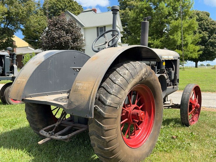mccormick-deering-22-36-image-3