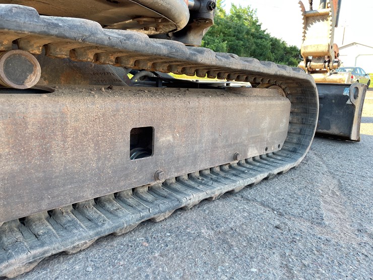 2019-hitachi-zx35u-image-27