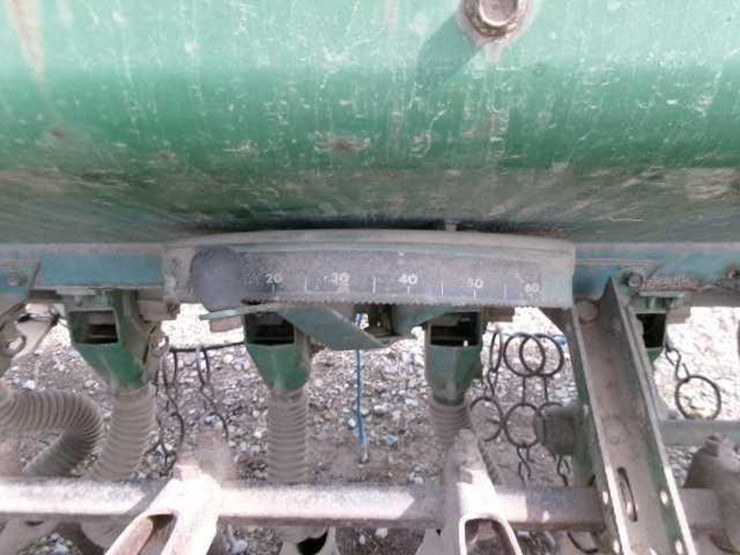 john-deere-8300-image-5
