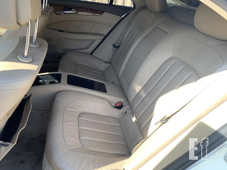 2014-mercedes-benz-cls-sedan-image-9