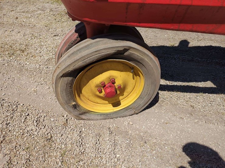 massey-ferguson-101-image-11