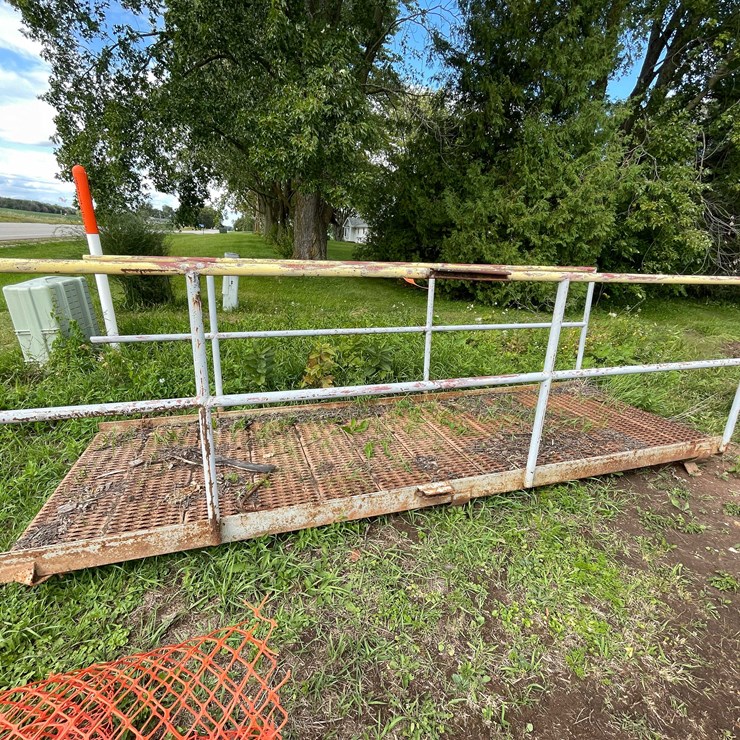 #1319 • Steel Walkway