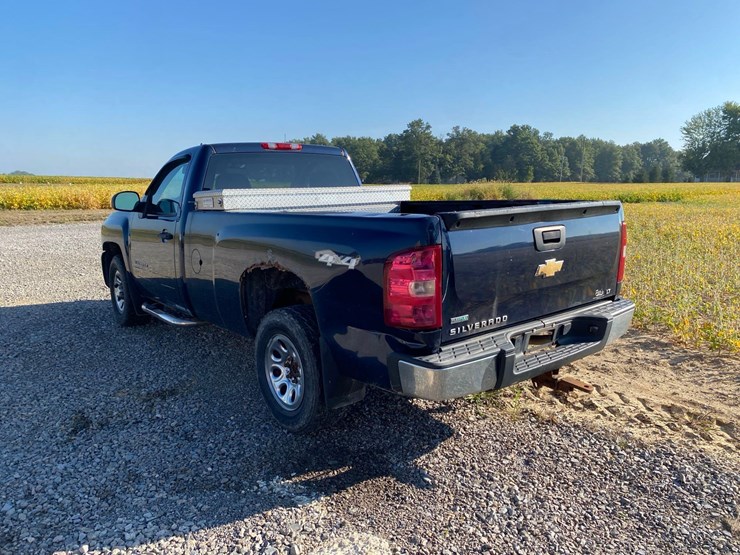 2010-chevy-silverado-image-6