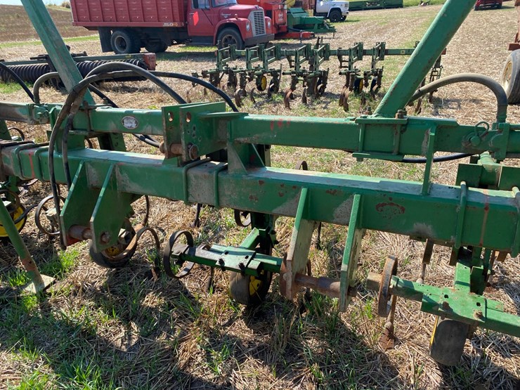 brillion-8-x-36”-row-cultivator-image-16