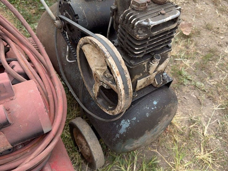 (2)-air-compressors-image-24