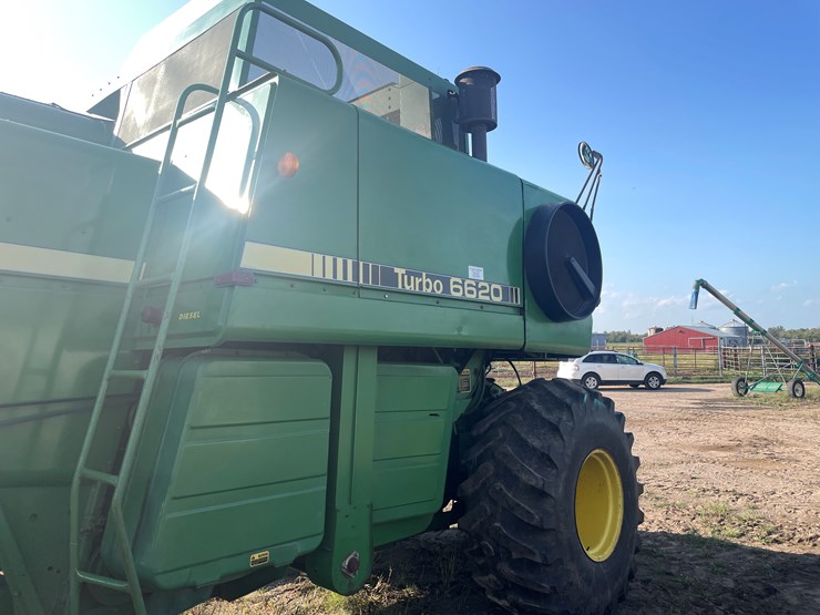 1979-john-deere-6620-image-8