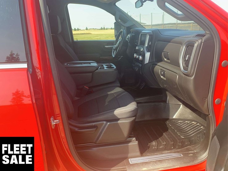 2021-gmc-sierra-2500hd-image-19