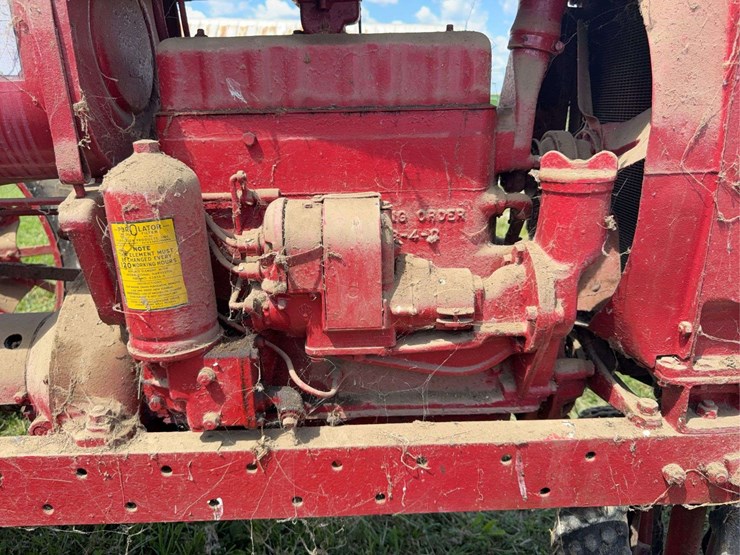 farmall-f-12-image-51
