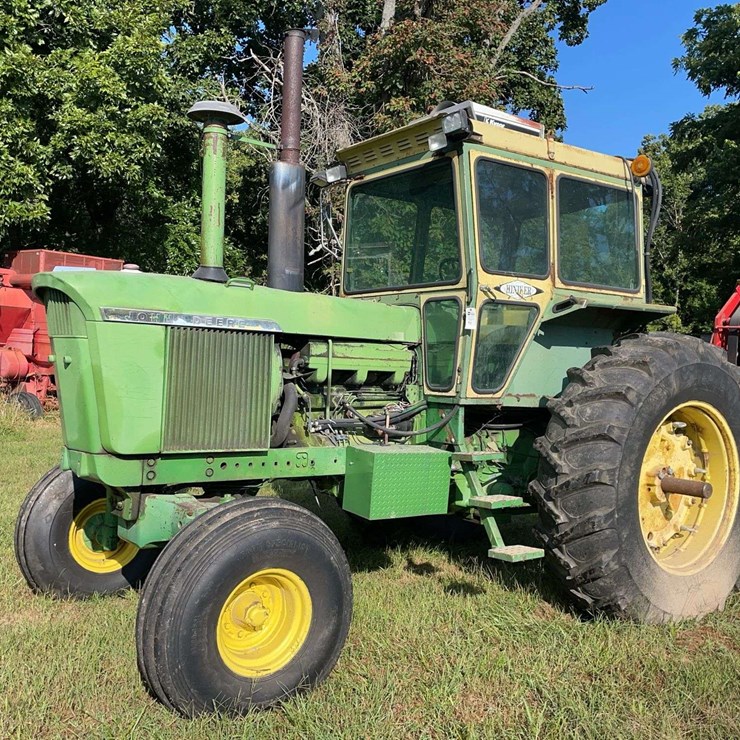 JOHN DEERE 4620