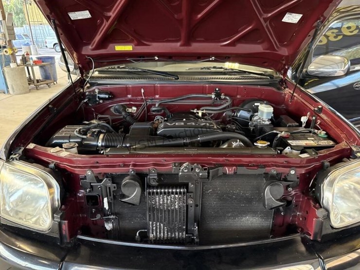 2006-toyota-tundra-sr5-image-13