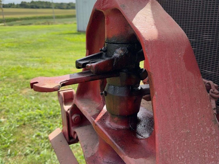 farmall-f-20-image-77