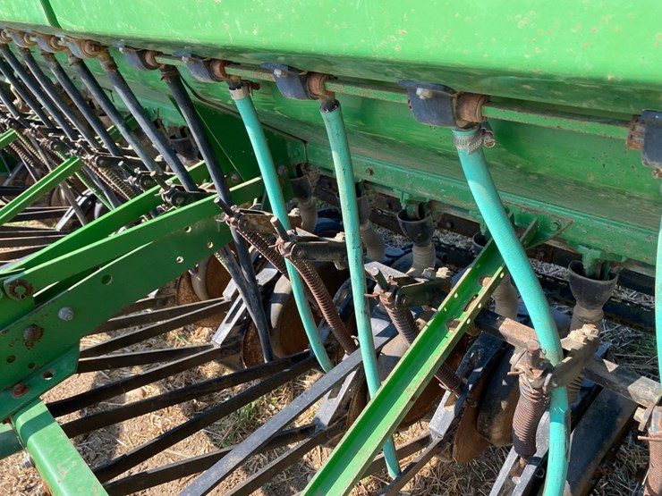 john-deere-8300-image-18