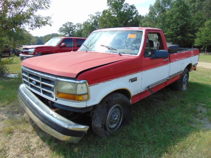1992-ford-f250-xlt-image-1