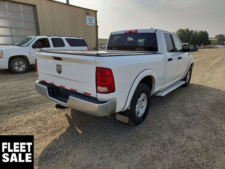 2010-dodge-ram-1500-image-4