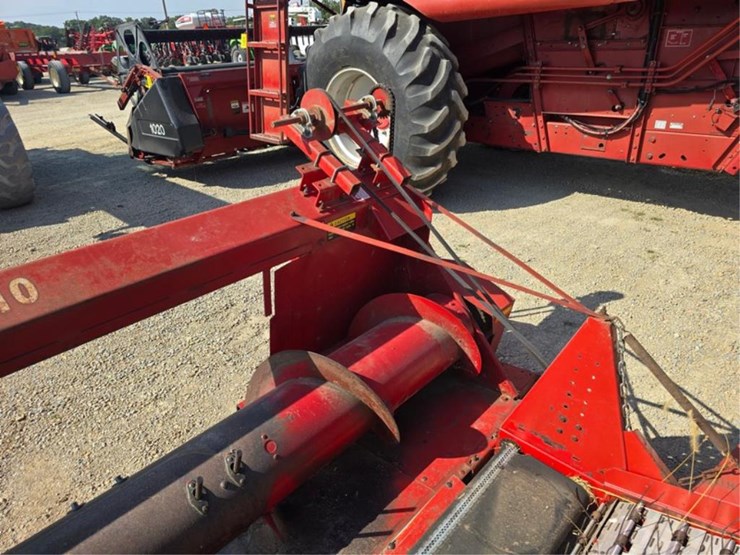 case-ih-810-image-9