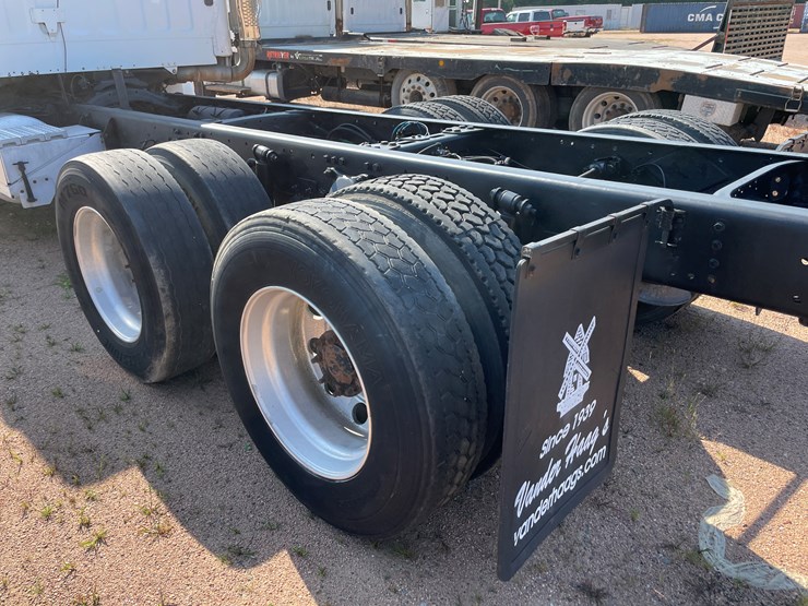 #2700-•-2003-freightliner-m2112-cab-and-chassis-(has-wi-salvage-title)-(mosinee,-wi)-image-19