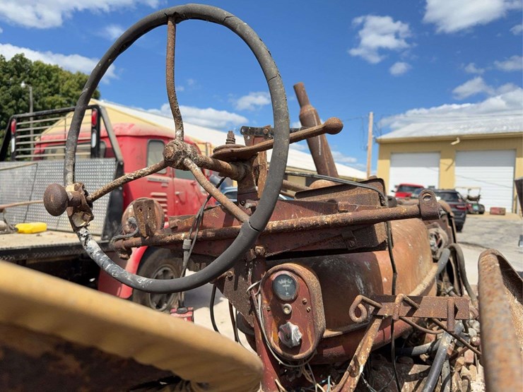 farmall-m-image-37