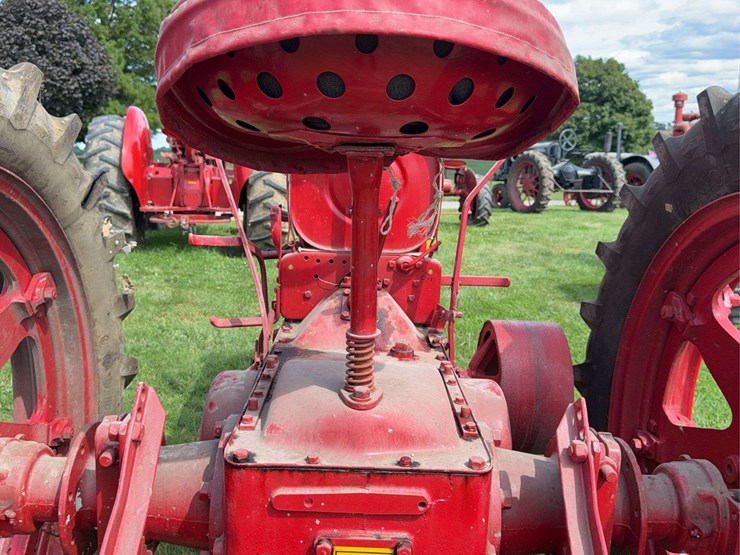 farmall-f-14-image-38