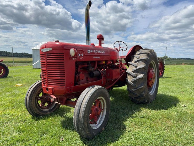 farmall-w-9-image-10