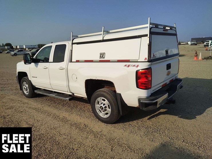 2017-chevrolet-silverado-2500hd-lt-image-3