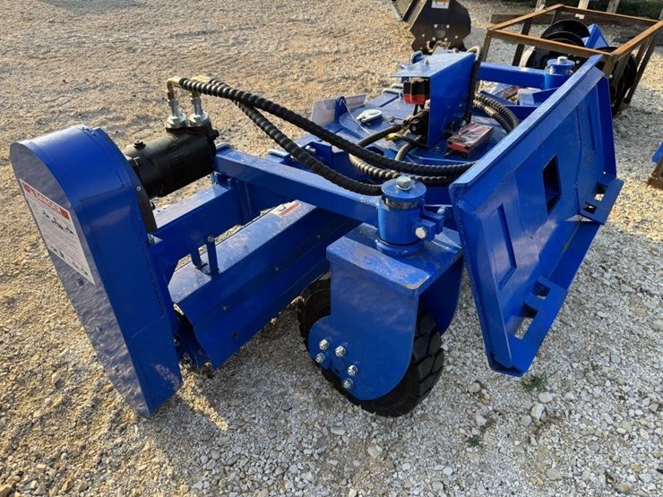 agrotk,-model:-ssscr72,-skid-steer-soil-image-8