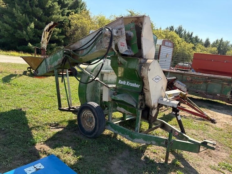 henke-kwik-krusher-roller-blower-image-2