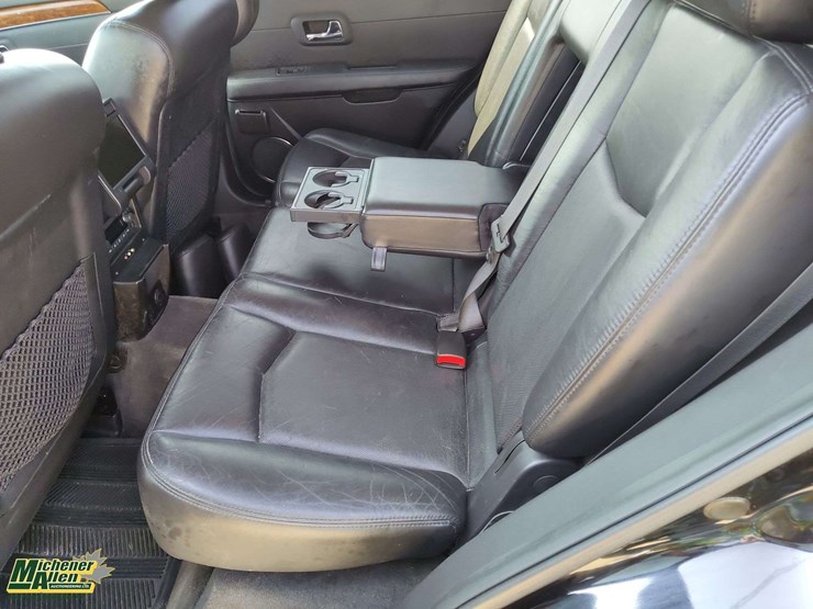 2007-cadillac-srx-image-16