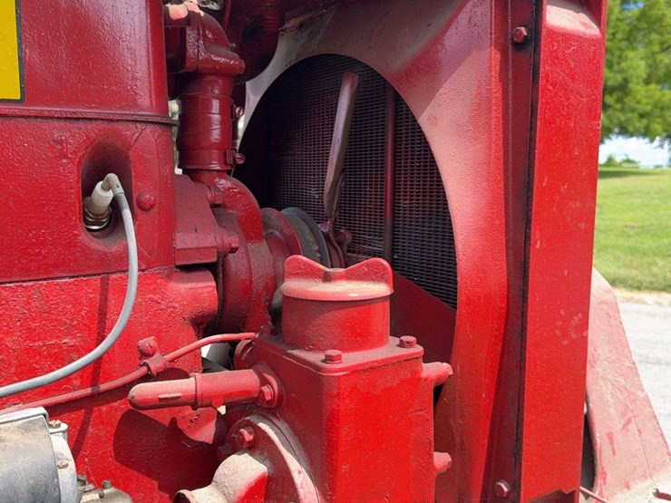 farmall-f-30-image-63