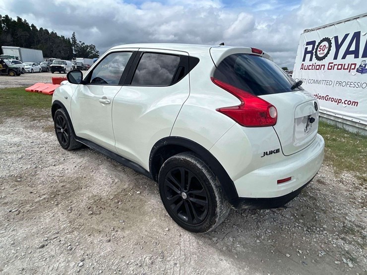 2011-nissan-juke-image-4